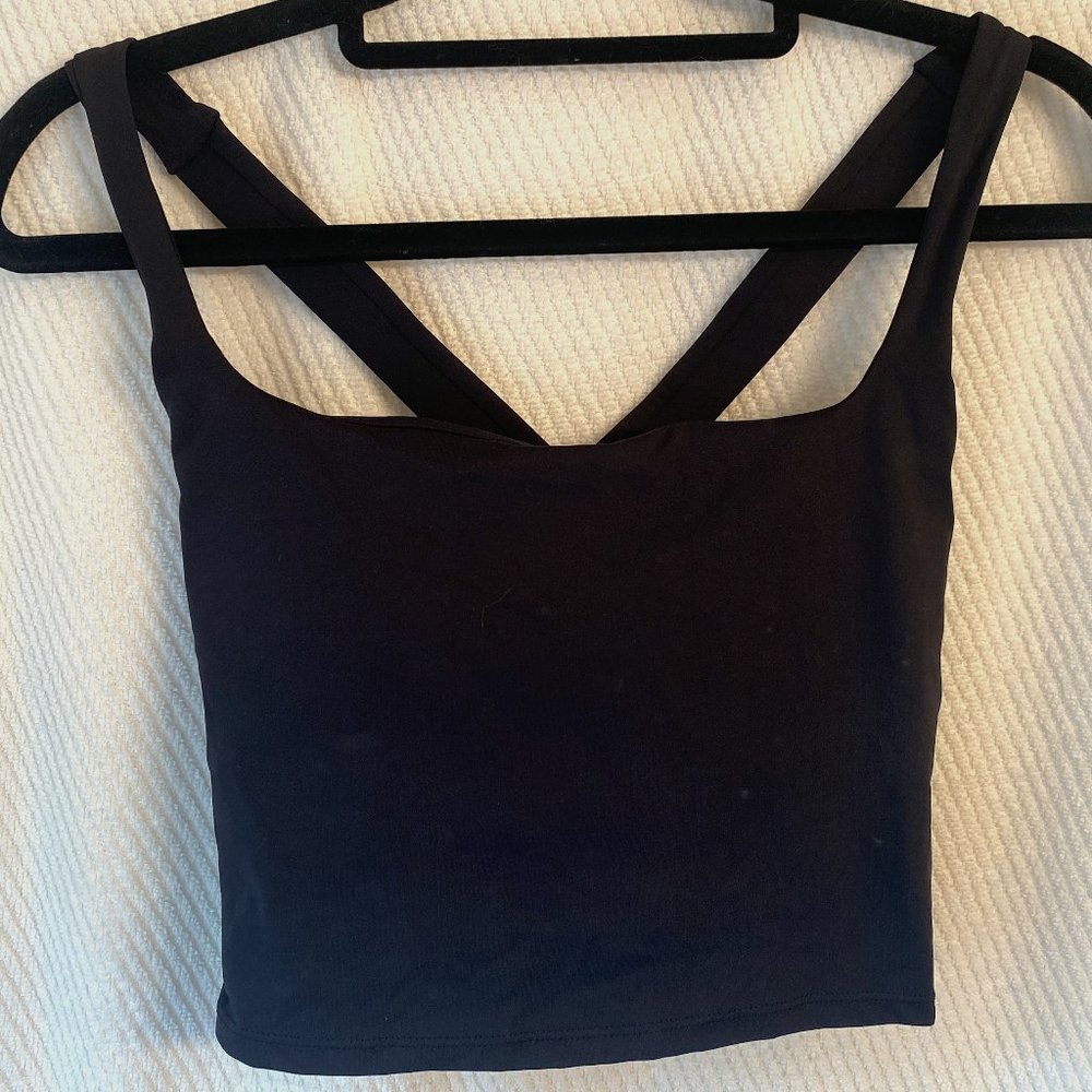HALARA Square Neck Crisscross Back Black Cropped Tank Top